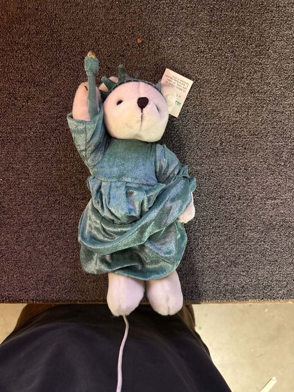 Vintage 1997 N.Y. Teddy Statue of Liberty Plush Bear
